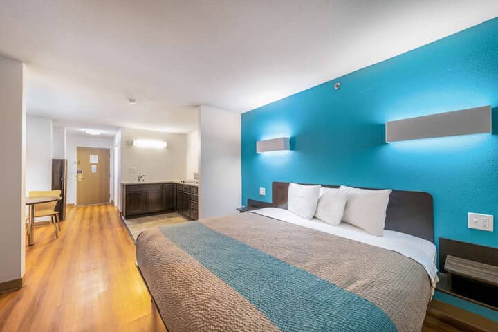 Room 14 of 27